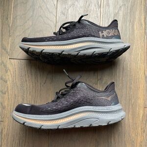 Like new, Women’s Hoka Kawana Shoes, size 9